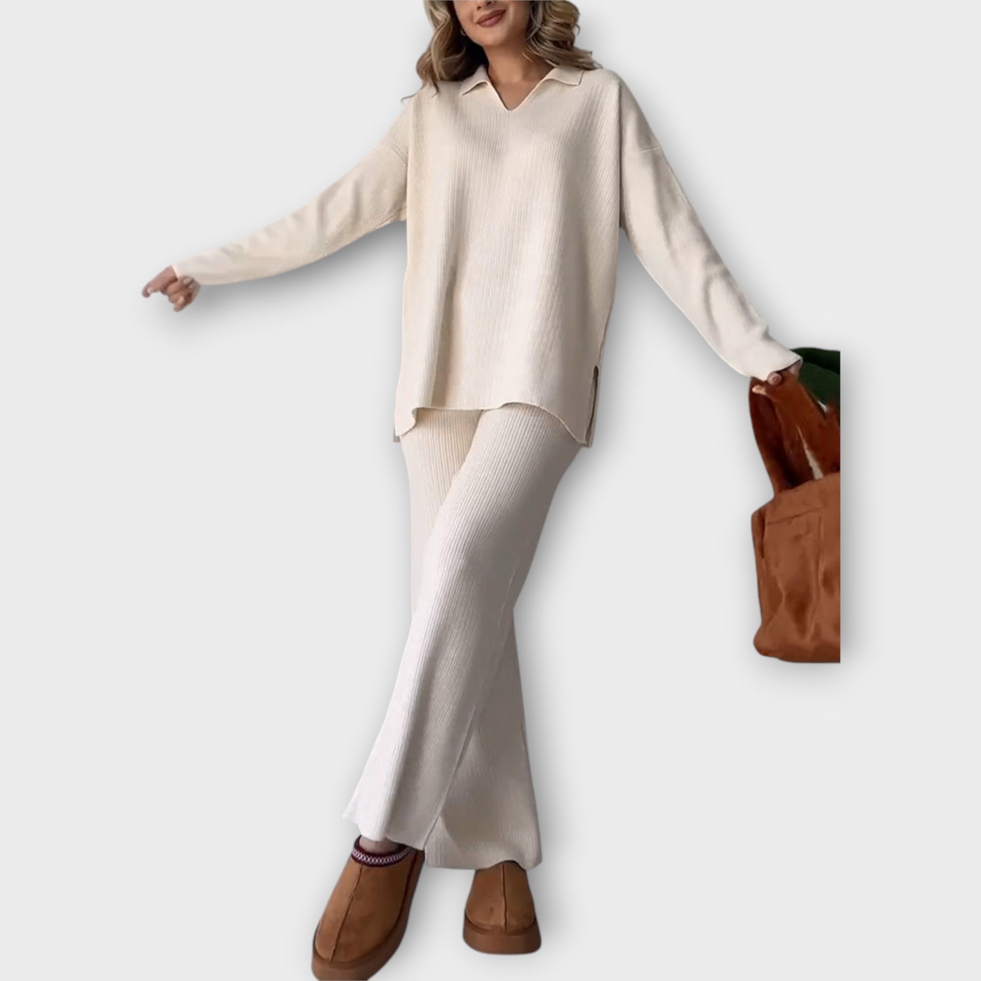 Set cu Linie Relaxată și Design Minimalist