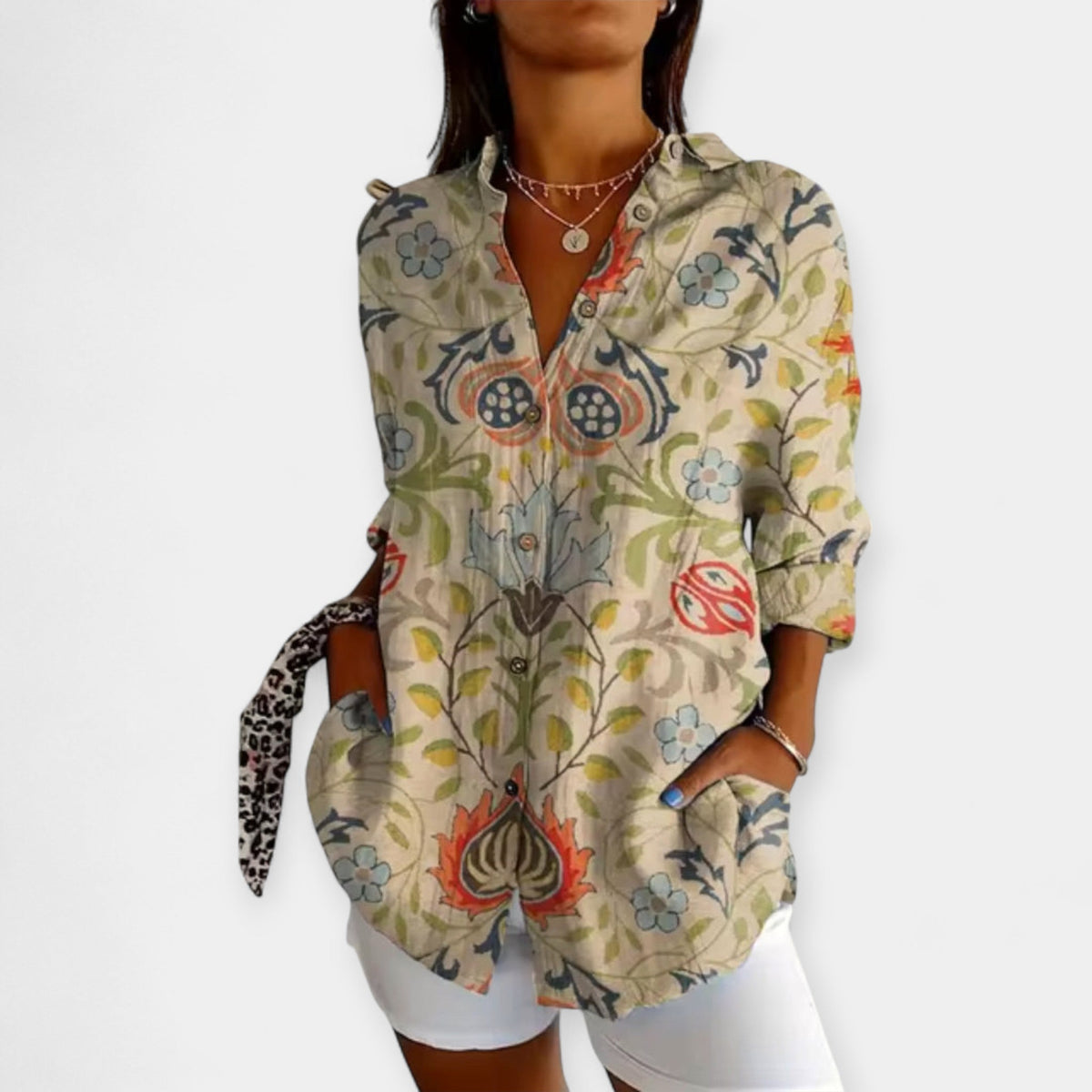 Bluză cu Butoane și Model Floral