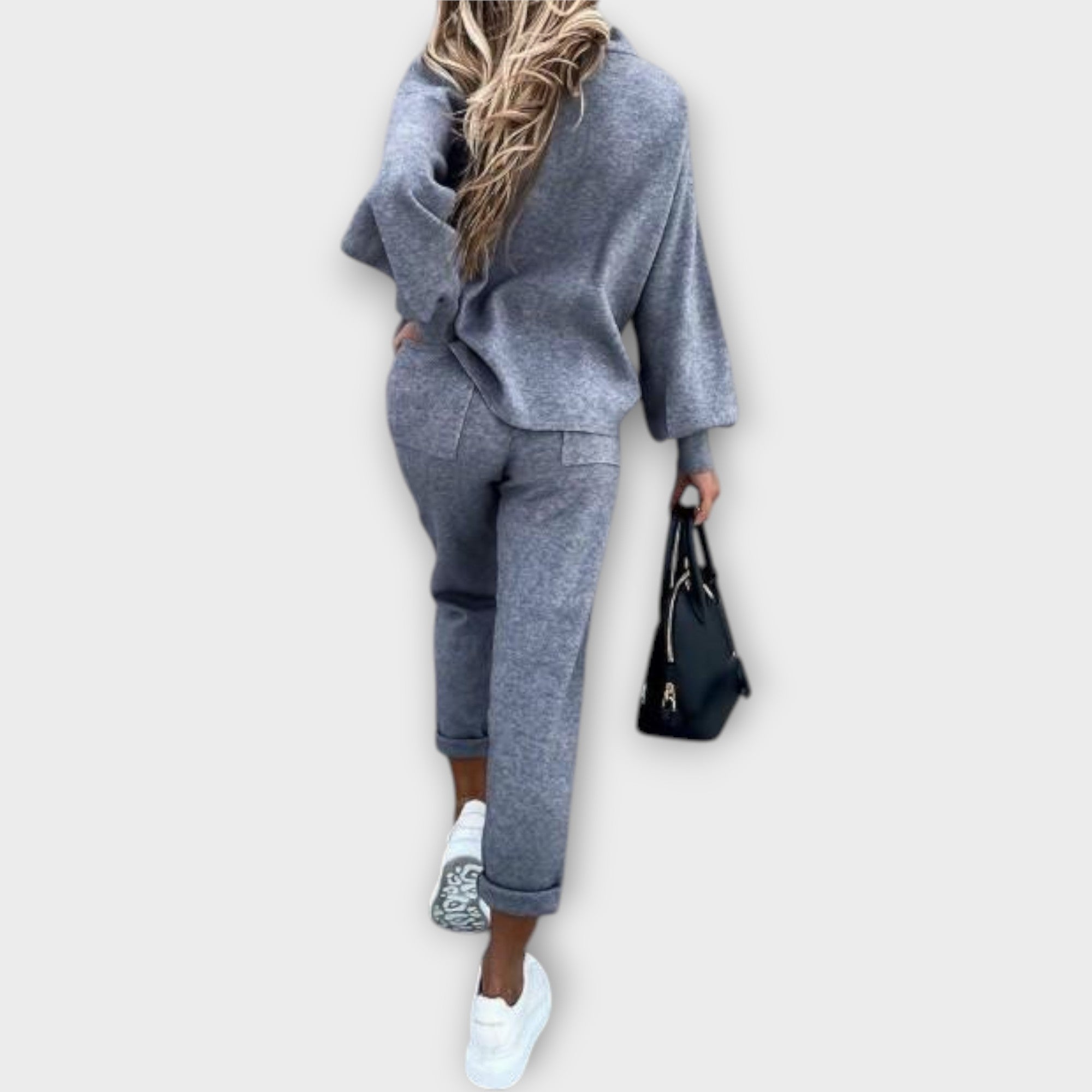 Set cu Aplicare Confortabilă și Eleganță Timeless