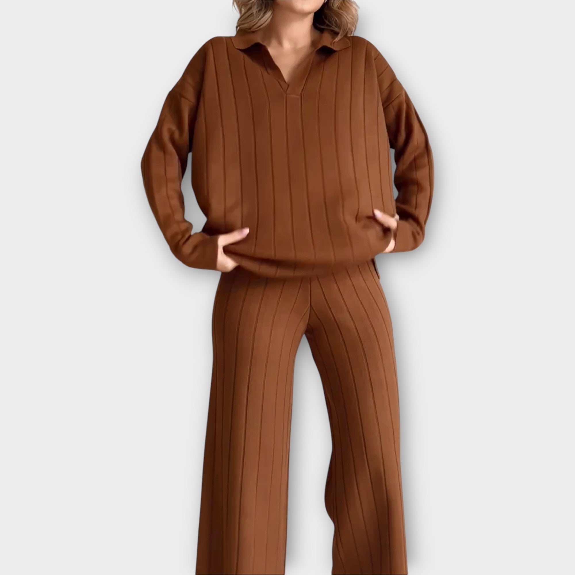 Set cu Linia Relaxată și Stil Minimal