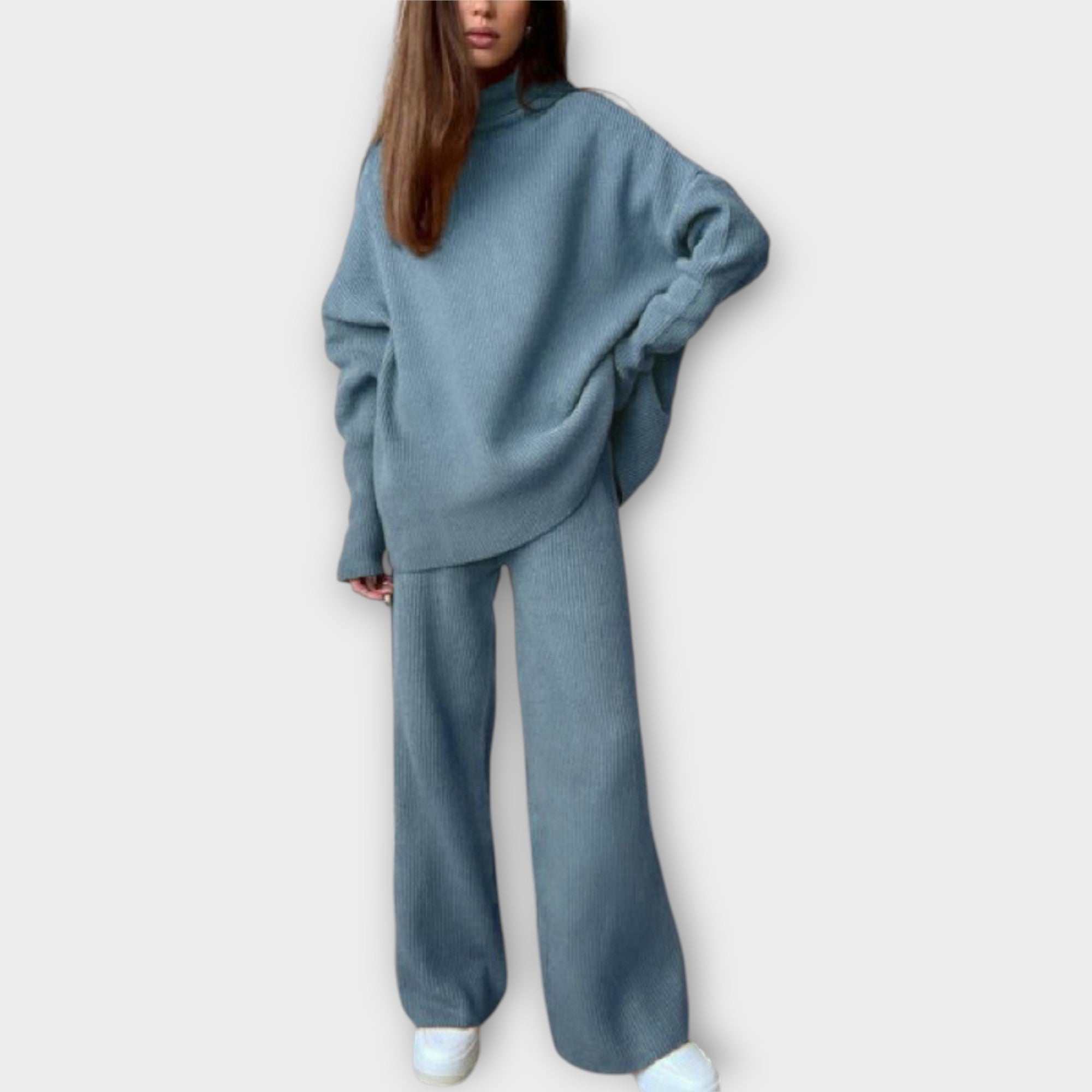 Set Tricotat cu Croială Relaxată și Design Minimalist
