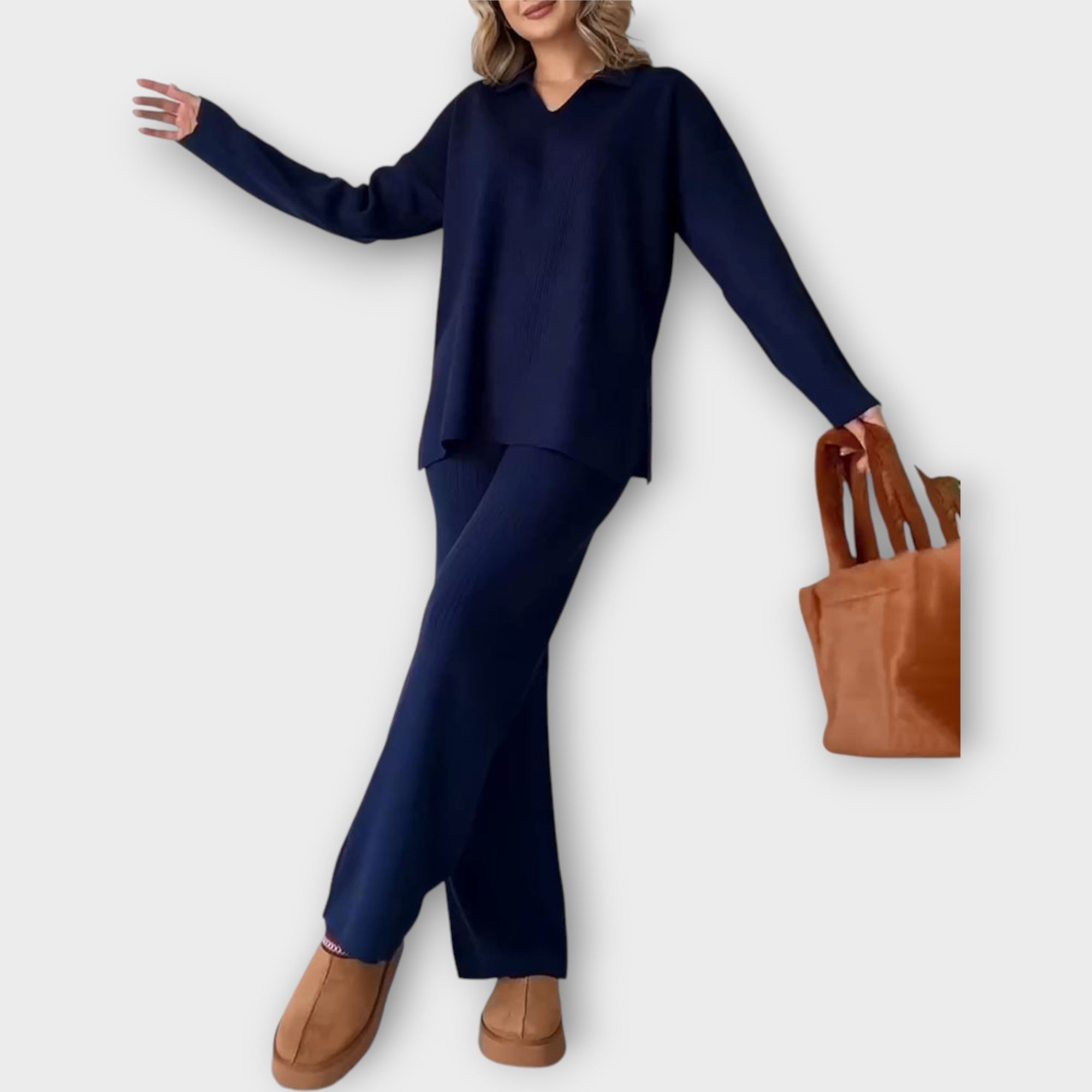 Set cu Linie Relaxată și Design Minimalist
